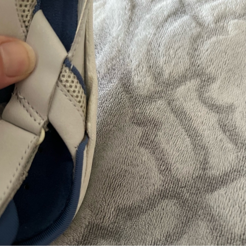 SJB Active by St. John’s Bay White Sneakers 7.5M - Picture 11 of 13